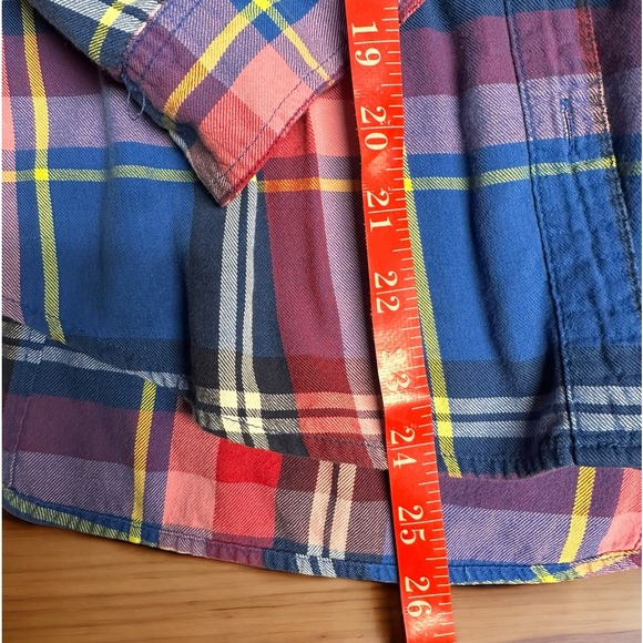 Old Navy Medium Flannel - Picture 4 of 7